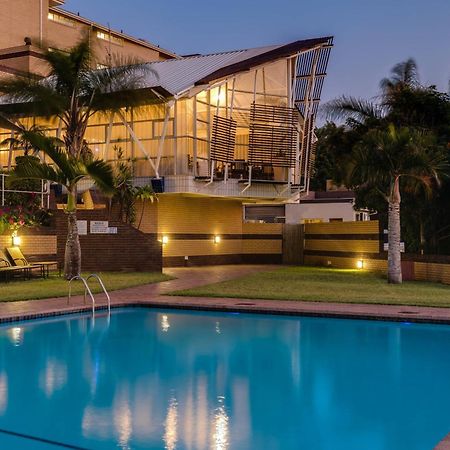 Protea Hotel By Marriott Karridene Beach Amanzimtoti Esterno foto