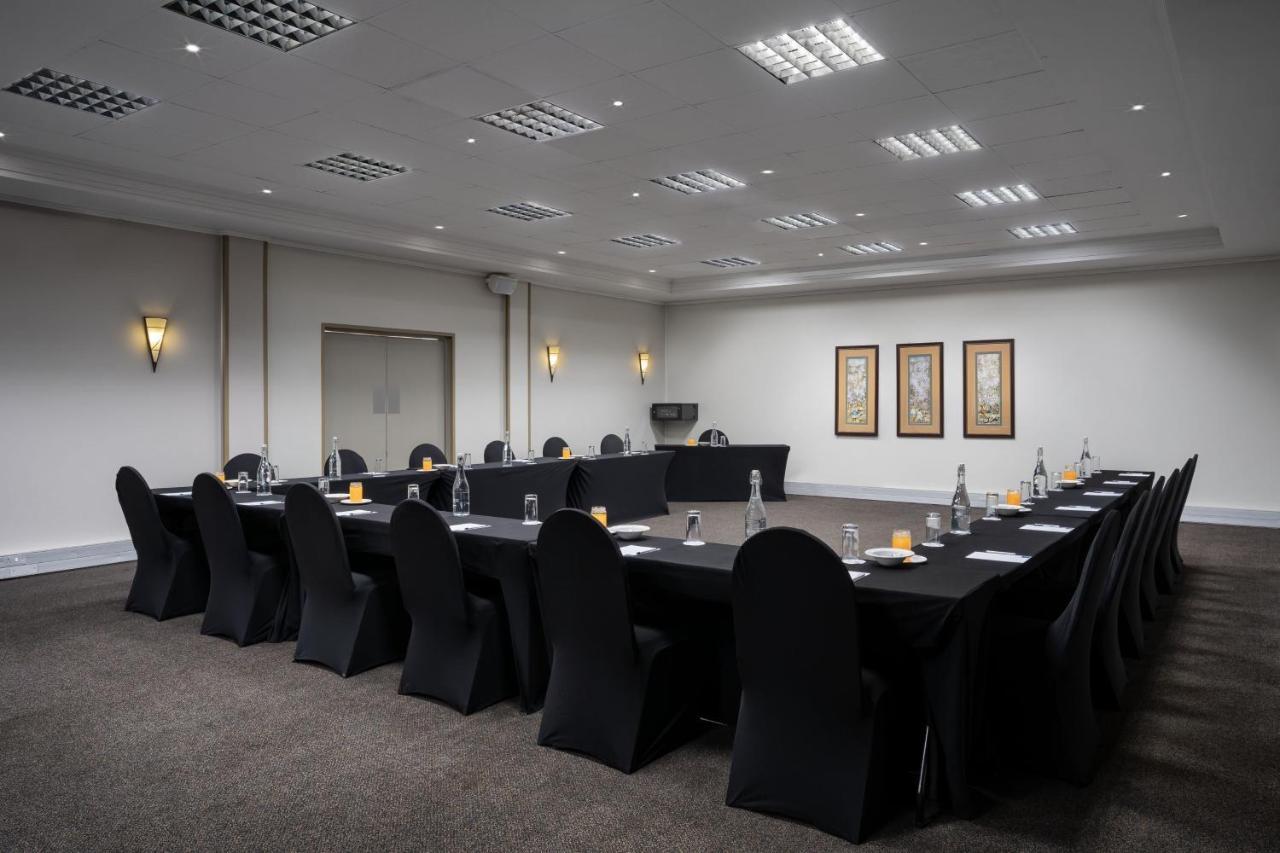 Protea Hotel By Marriott Karridene Beach Amanzimtoti Esterno foto