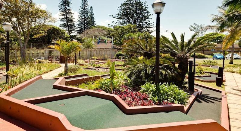 Protea Hotel By Marriott Karridene Beach Amanzimtoti Esterno foto