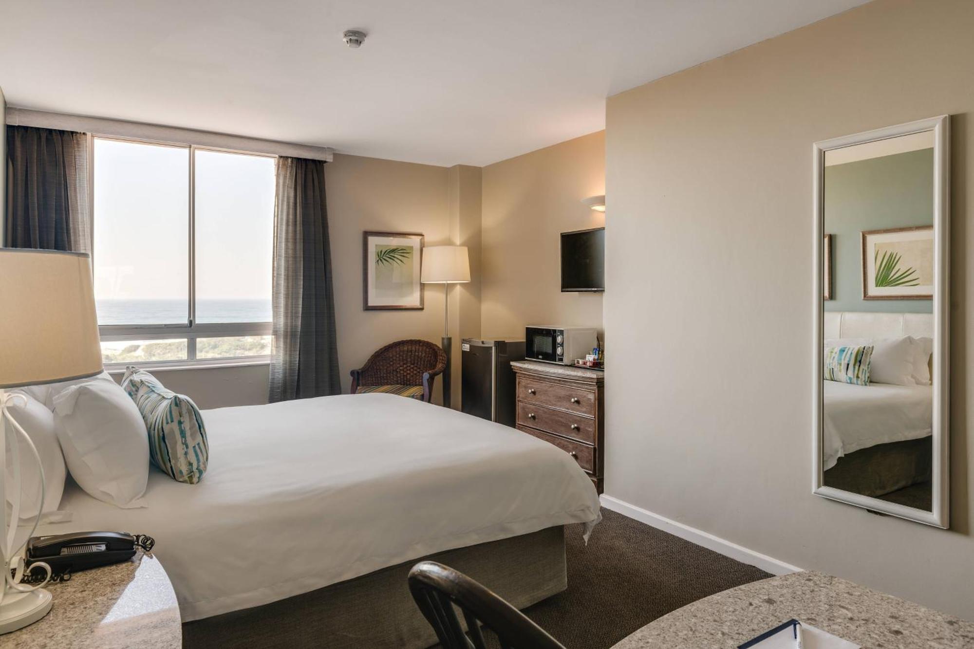 Protea Hotel By Marriott Karridene Beach Amanzimtoti Esterno foto