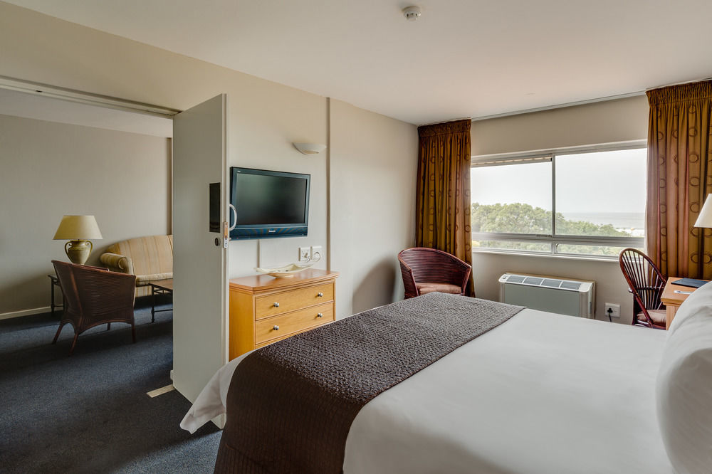 Protea Hotel By Marriott Karridene Beach Amanzimtoti Esterno foto