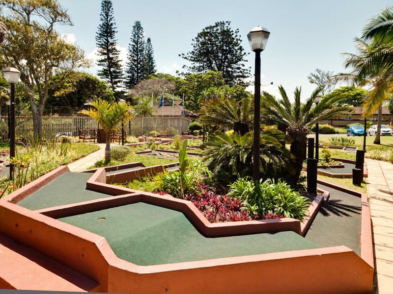 Protea Hotel By Marriott Karridene Beach Amanzimtoti Esterno foto